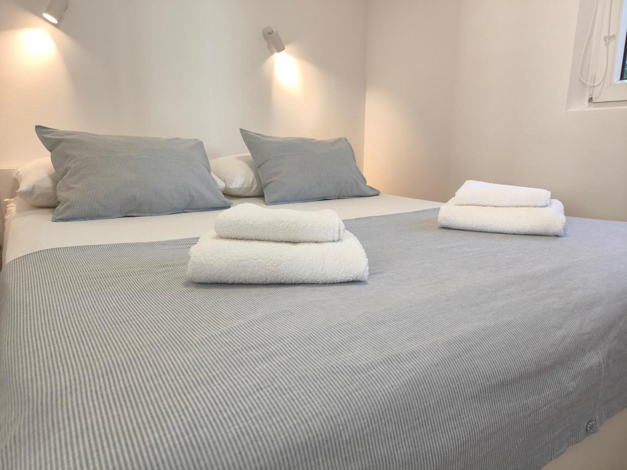 Astramaris Apartments Donji Okrug  Esterno foto