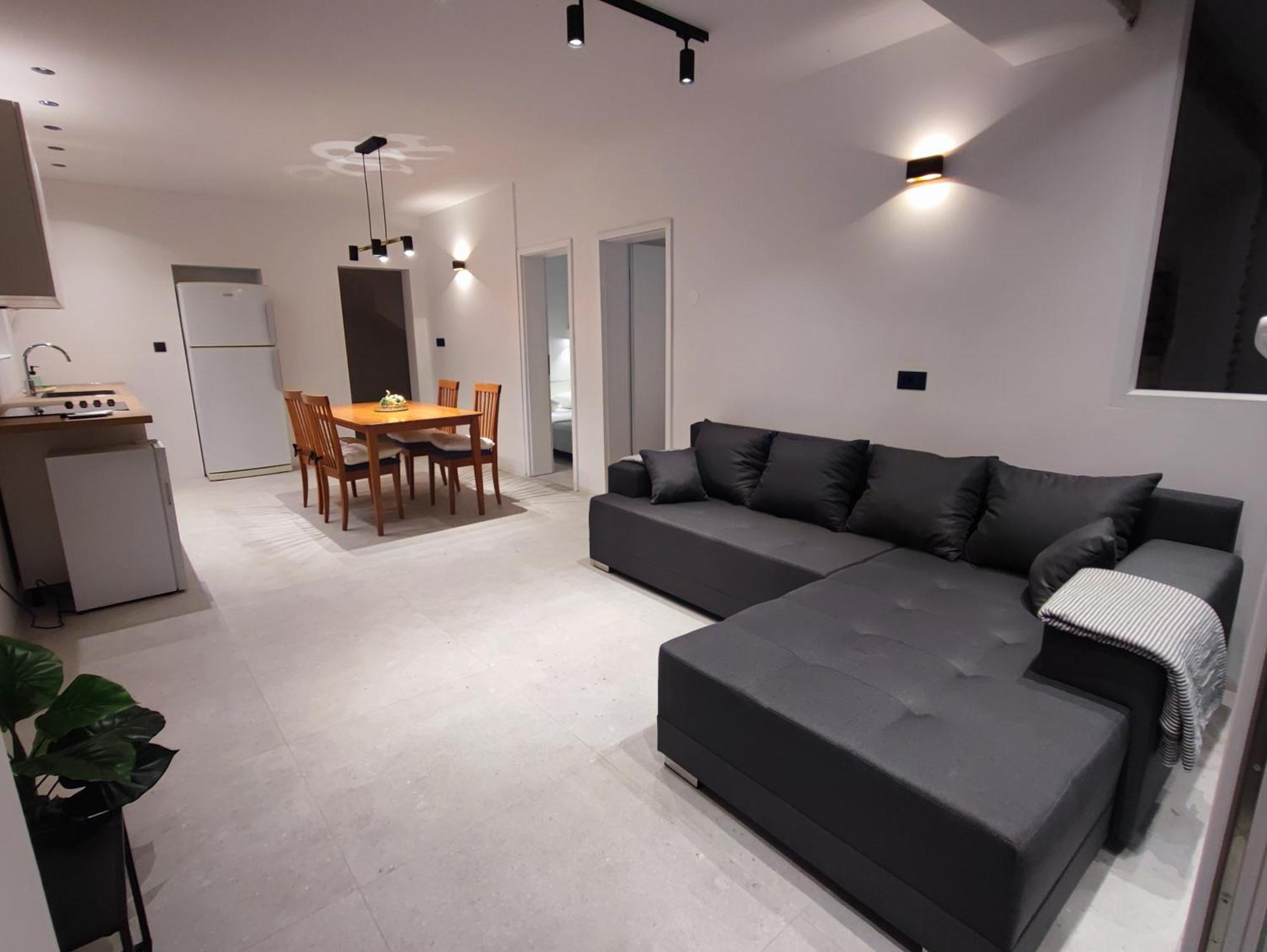 Astramaris Apartments Donji Okrug  Esterno foto